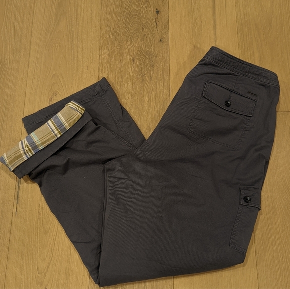 LL Bean flannel lined cargo pants - Picture 1 of 8